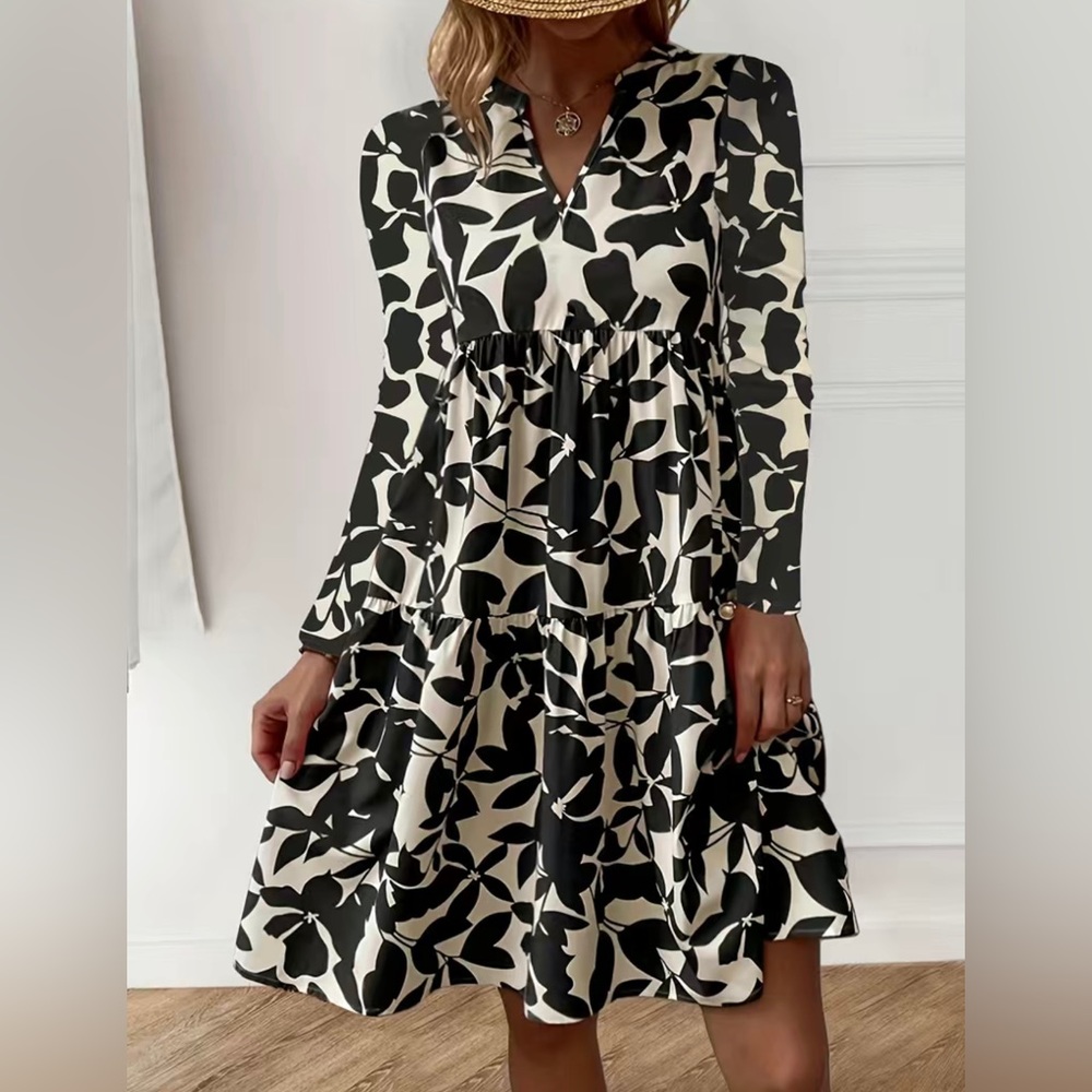 NWT Fall Long Sleeve Plant Print Dress in White and Black Color. Various Sizes.